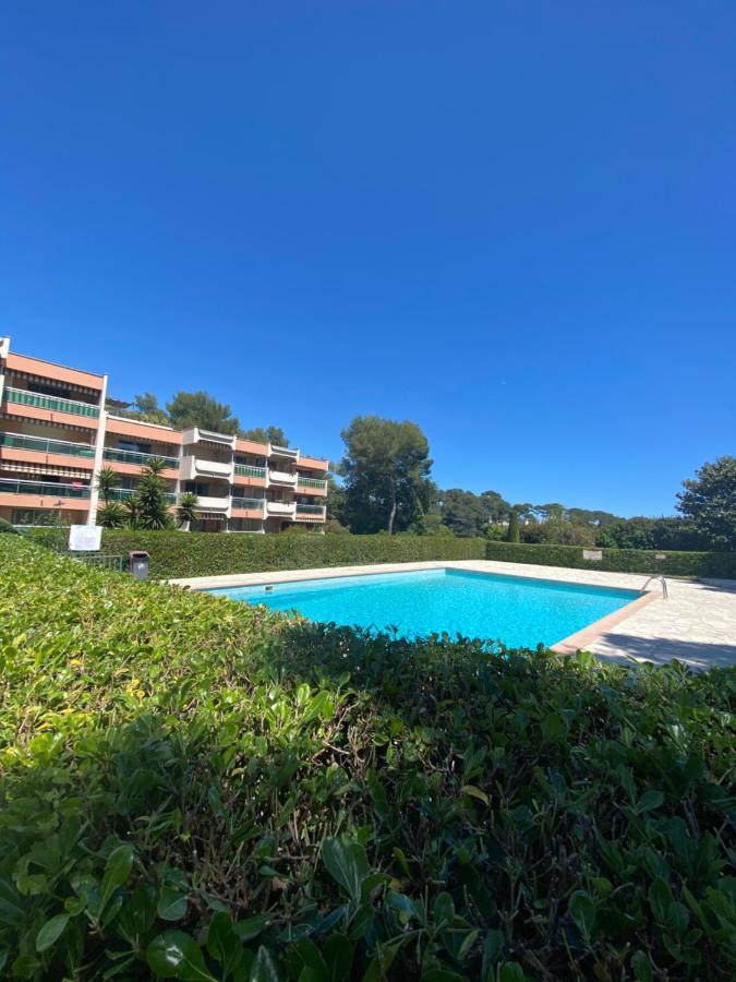 Le Maya - Studio Avec Piscine Антиб Экстерьер фото